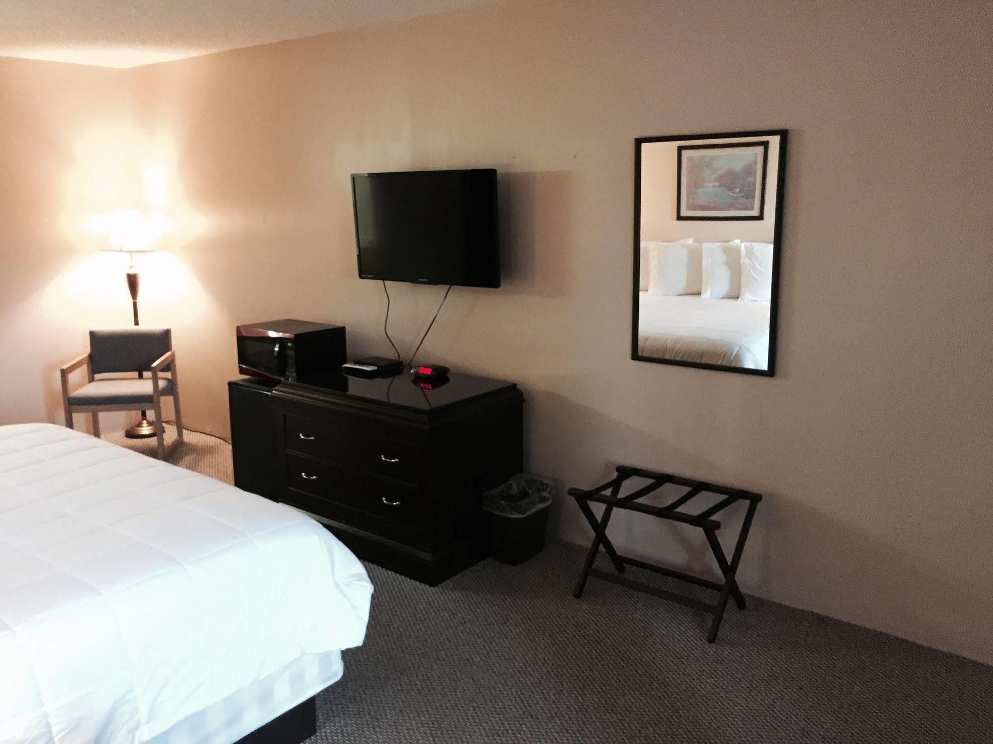 Palms Garden Inn Ellisville Dış mekan fotoğraf