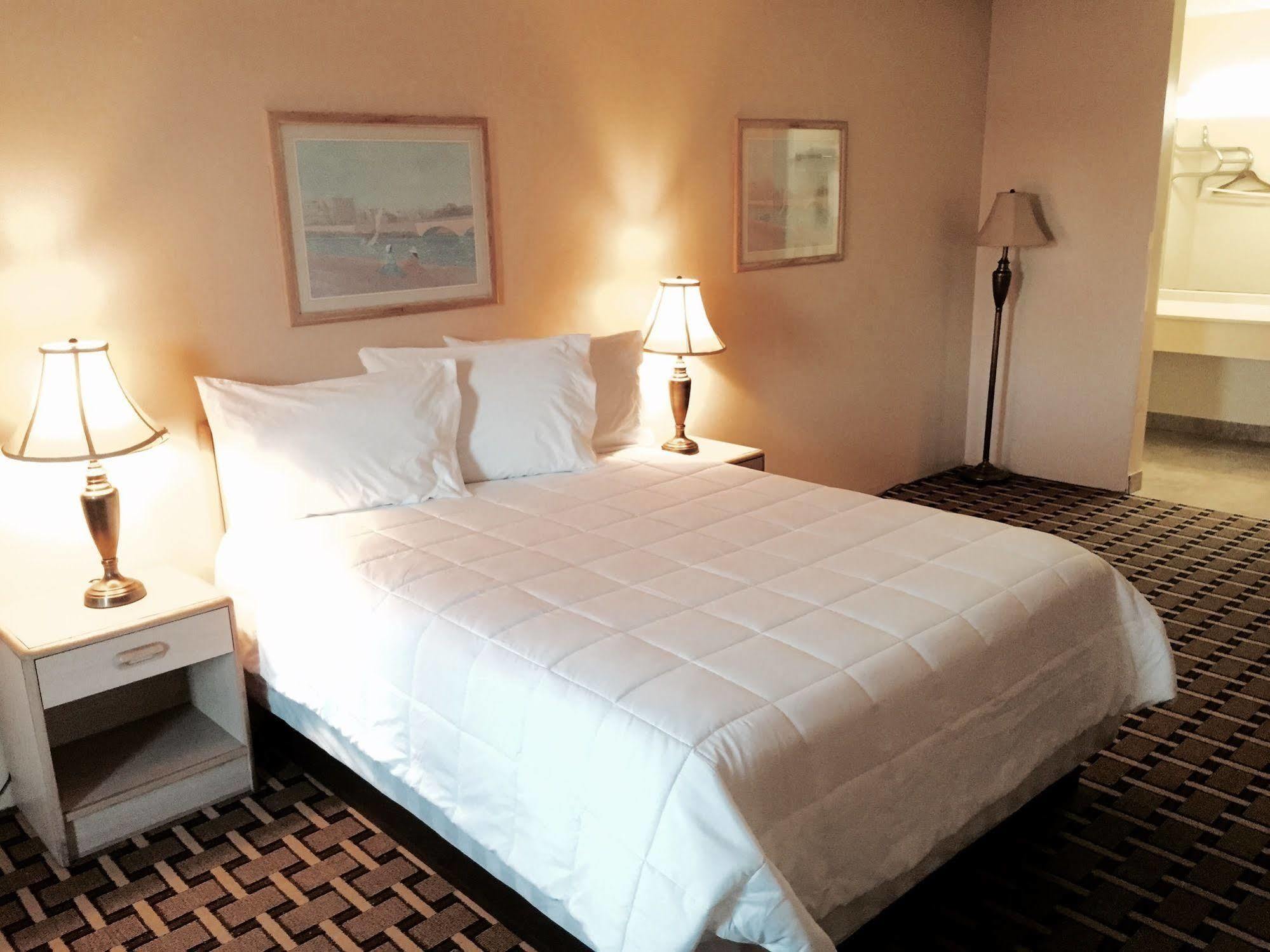 Palms Garden Inn Ellisville Dış mekan fotoğraf